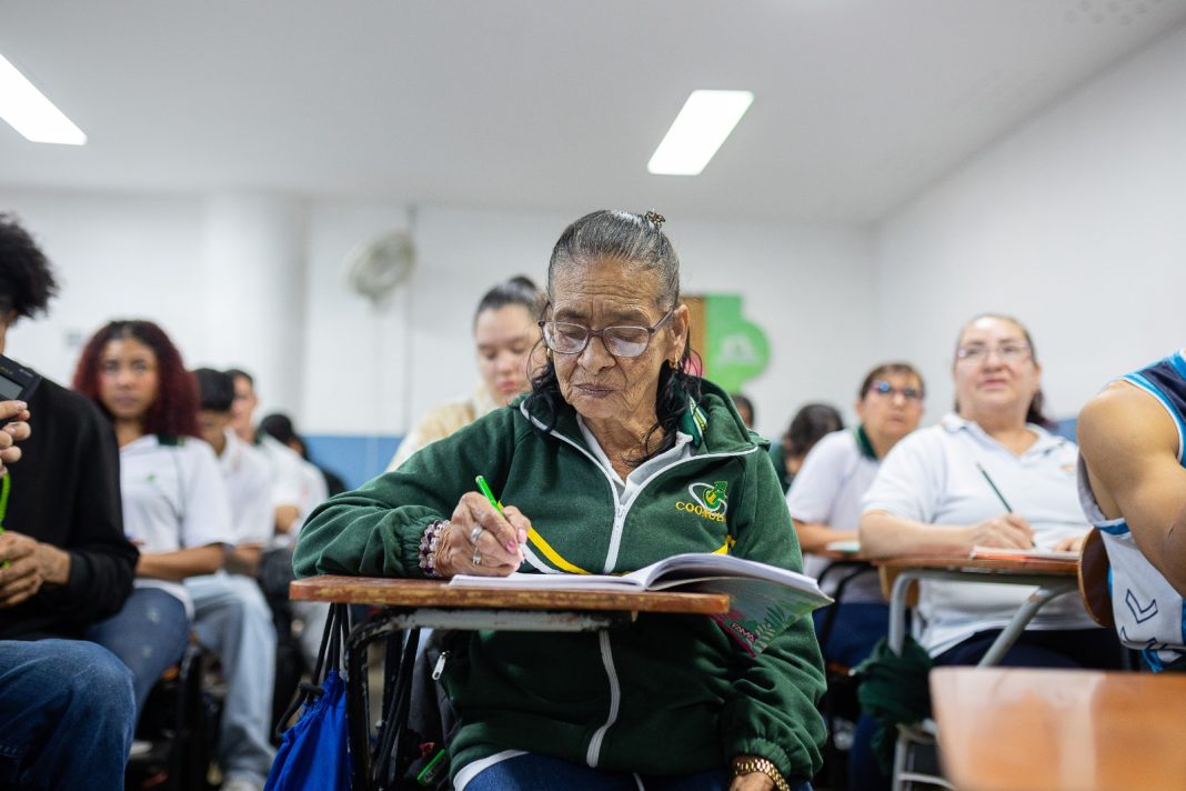 el-estudio-en-medellin-es-para-todas