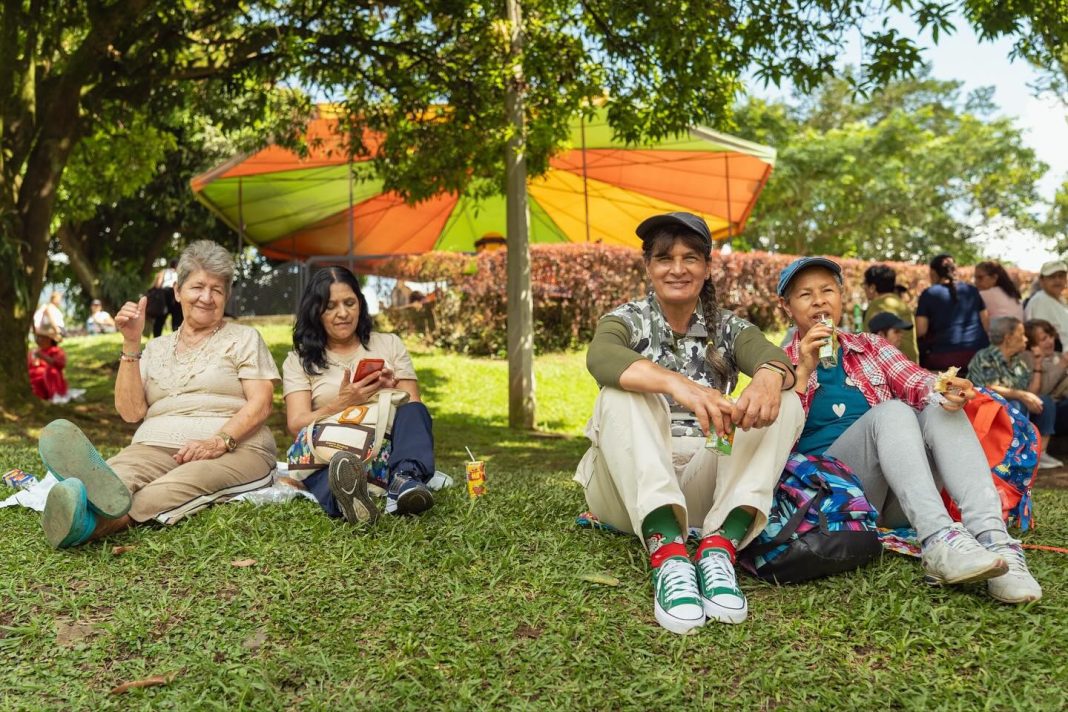 de-medellin-a-la-ciudad-una-fiesta-territorial de-medellin-a-la-ciudad-una-fiesta-territorial