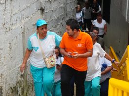 la-alcaldia-de-medellin-entrego-obras-de-accesibilidad-en-manrique