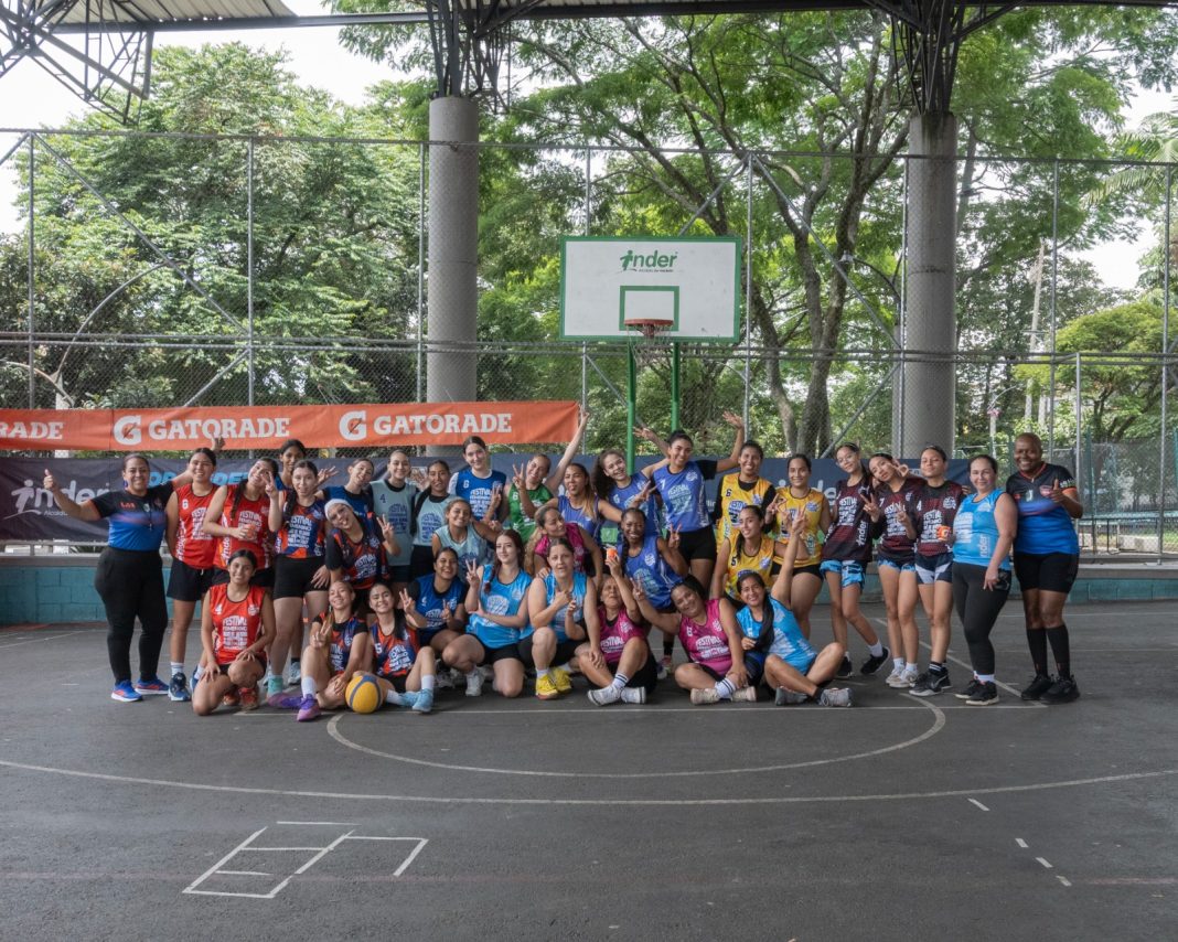 el-baloncesto-femenino-3x3-se-tomo-el-parque-gaitan-en-manrique el-baloncesto-femenino-3x3-se-tomo-el-parque-gaitan-en-manrique
